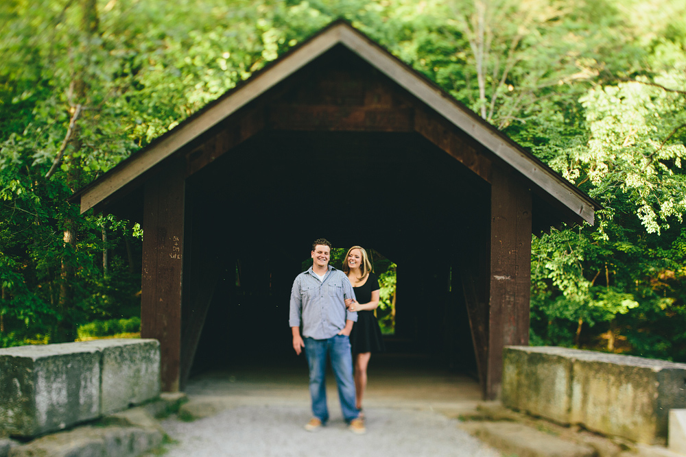 brush creek park engagement session