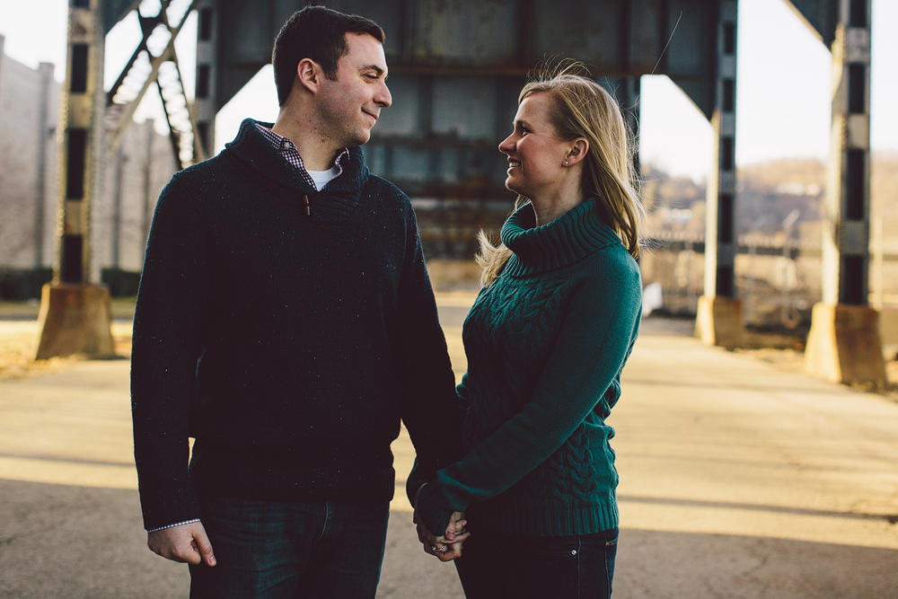 Pittsburgh-Wedding-Photographer-Lindsay-Tony-Engagement012