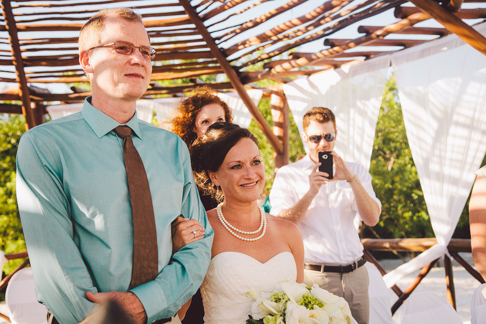 Pittsburgh-Wedding-Photographer-Natalie-Robert-Wedding043