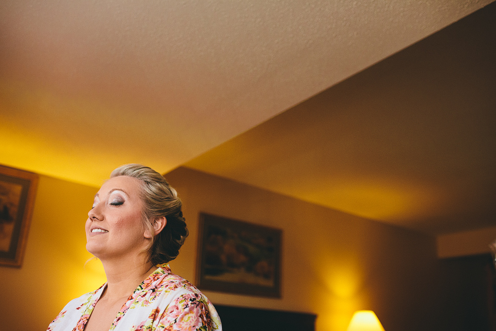 Pittsburgh-Wedding-Photographer-Alesia-Seth-Wedding018