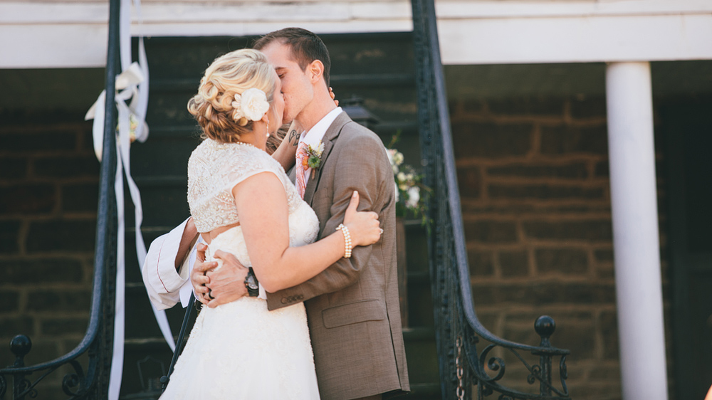 Pittsburgh-Wedding-Photographer-Alesia-Seth-Wedding050