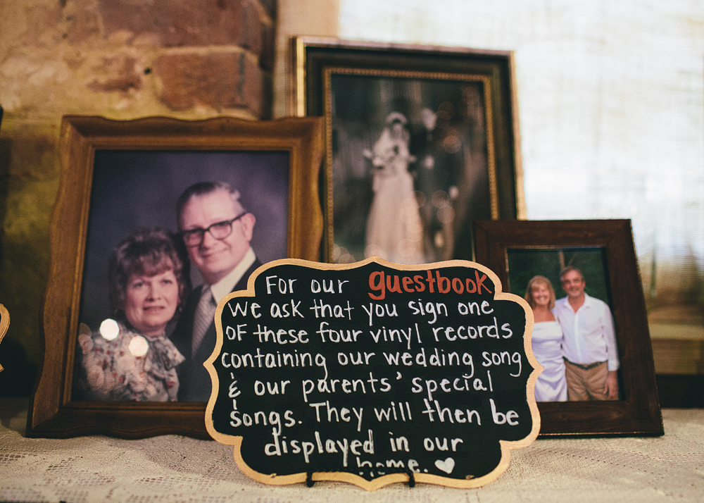 Pittsburgh-Wedding-Photographer-Alesia-Seth-Wedding080