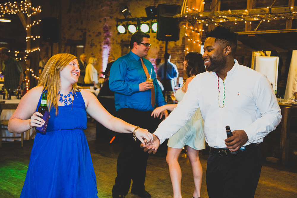 Pittsburgh-Wedding-Photographer-Alesia-Seth-Wedding091