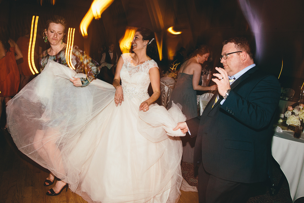 Pittsburgh-Wedding-Photographer-Camila-Casey-Wedding041