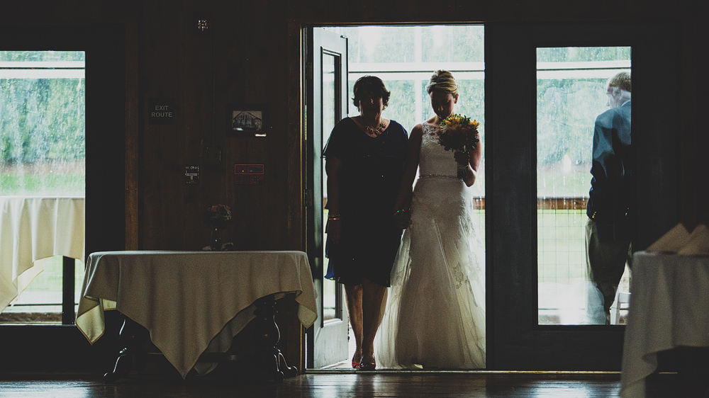 Pittsburgh-Wedding-Photographer-Erica-Justin-Wedding041