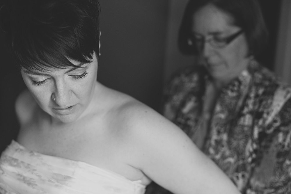 Pittsburgh-Wedding-Photographer-Kristi-Charles-Wedding004