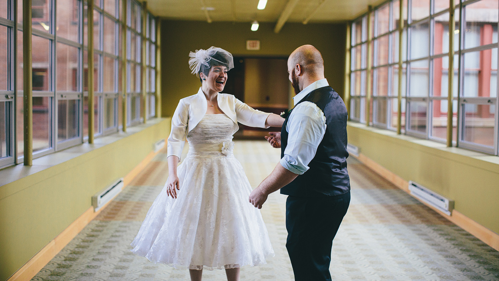 Pittsburgh-Wedding-Photographer-Kristi-Charles-Wedding012