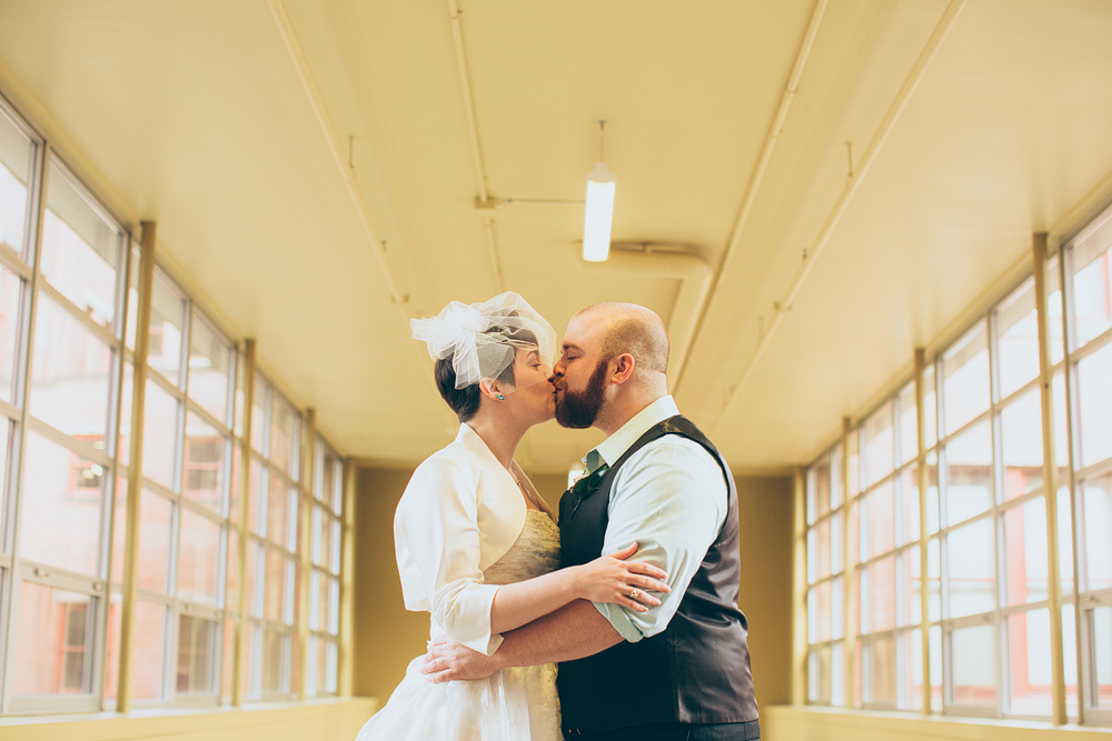 Pittsburgh-Wedding-Photographer-Kristi-Charles-Wedding016