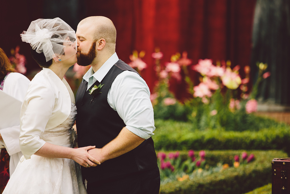 Pittsburgh-Wedding-Photographer-Kristi-Charles-Wedding032