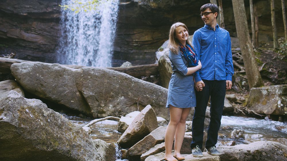 Pittsburgh-Wedding-Photographer-Lauren-Curtis-Engagement004
