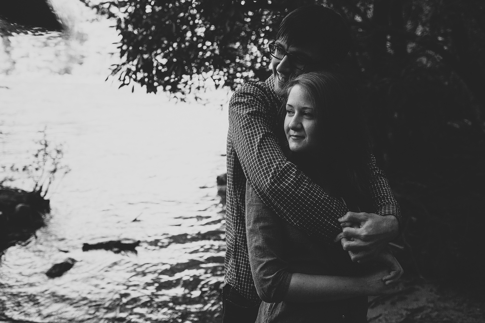 Pittsburgh-Wedding-Photographer-Lauren-Curtis-Engagement009