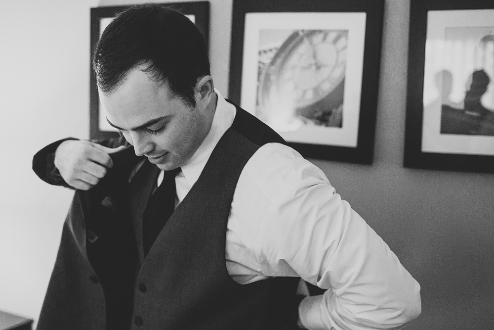 Pittsburgh-Wedding-Photographer-Mary-Brent-Wedding008