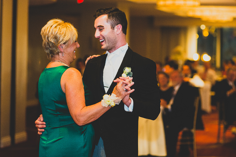 Pittsburgh-Wedding-Photographer-Brittany-Lew-Wedding120