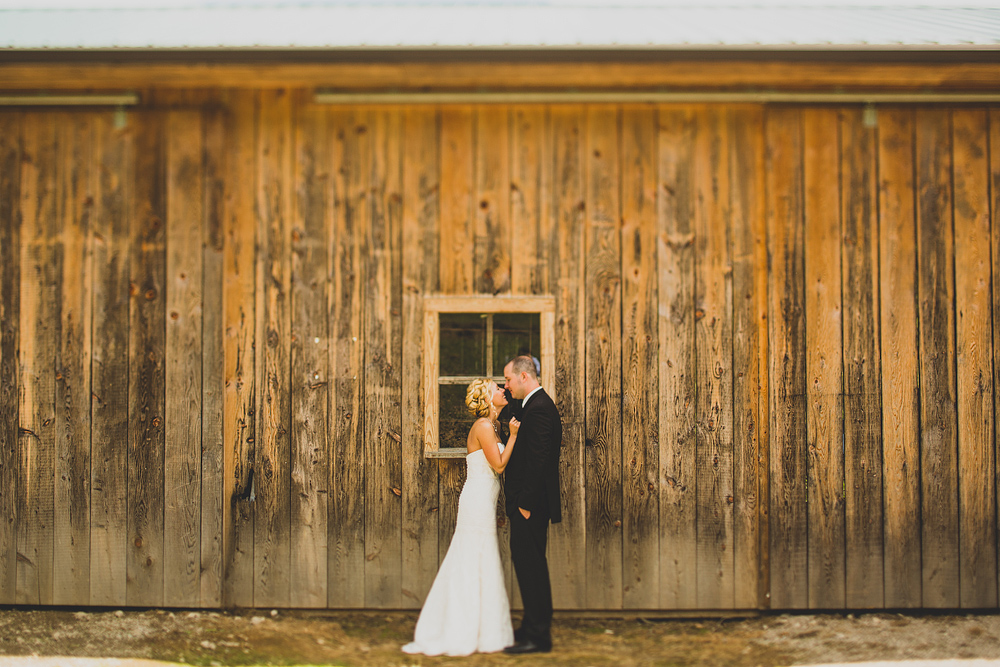 Pittsburgh-Wedding-Photographer-Kaitlin-Brett-wedding023