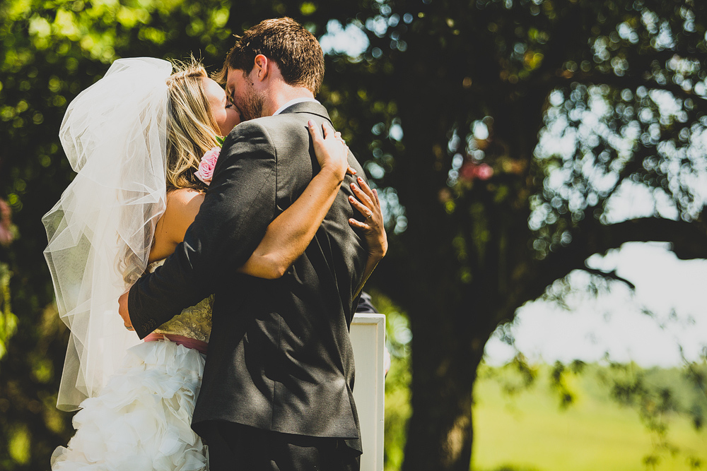 Pittsburgh-Wedding-Photographer-andy-ally-wedding041