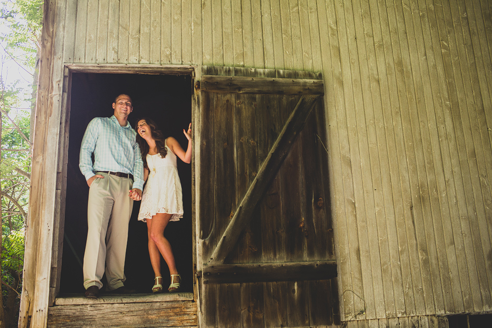 Pittsburgh-Wedding-Photographer-sarah-dan-engagement004