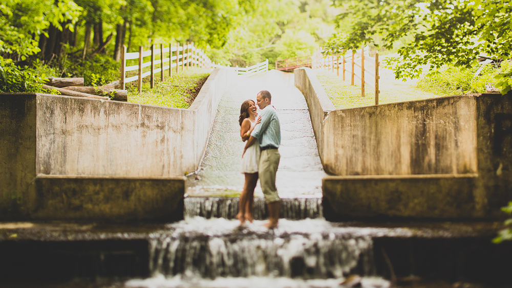 Pittsburgh-Wedding-Photographer-sarah-dan-engagement026