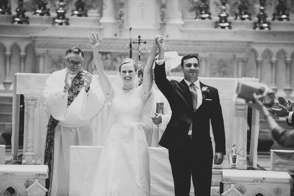 Pittsburgh-Wedding-Photographer-Lindsay-Tony-Wedding030