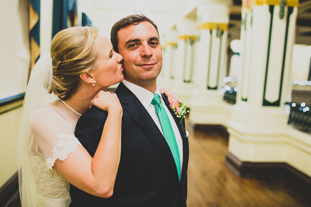 Pittsburgh-Wedding-Photographer-Lindsay-Tony-Wedding043