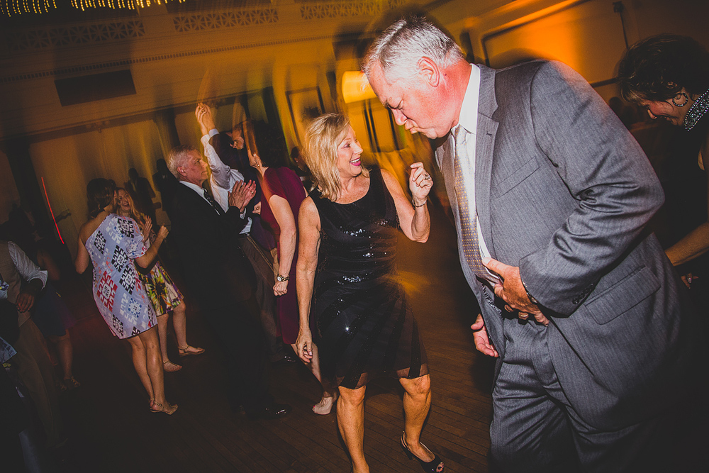 Pittsburgh-Wedding-Photographer-Lindsay-Tony-Wedding065