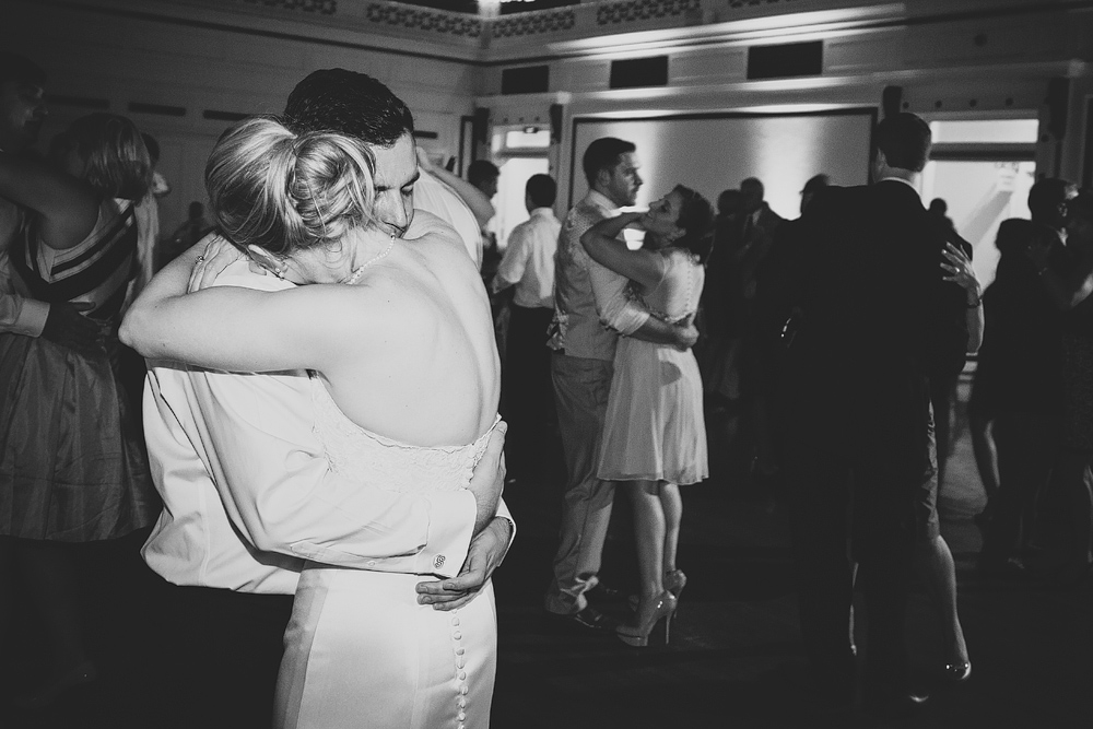 Pittsburgh-Wedding-Photographer-Lindsay-Tony-Wedding096