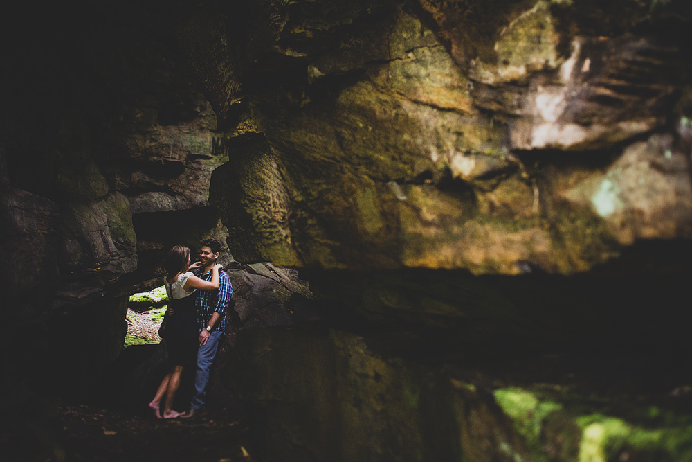 Pittsburgh-Wedding-Photographer-Christina-Eric-Engagement022