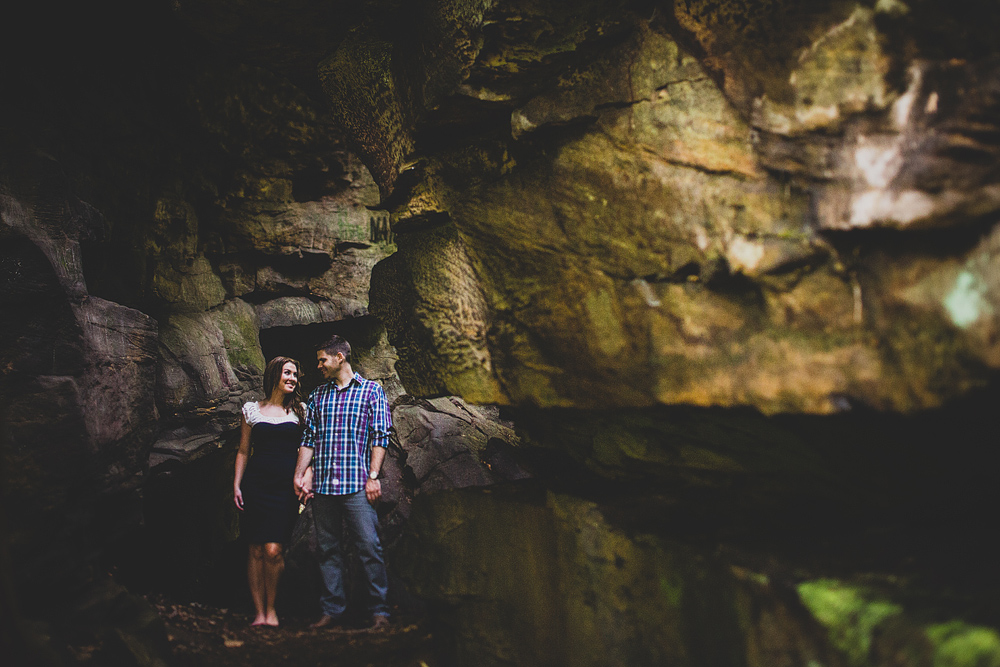 Pittsburgh-Wedding-Photographer-Christina-Eric-Engagement024