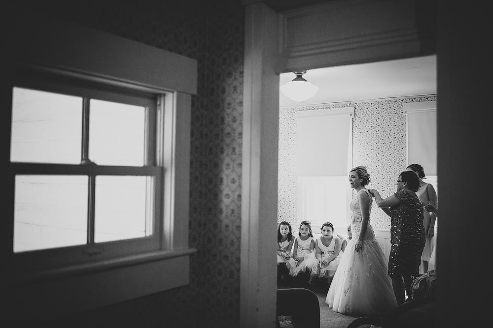 Pittsburgh-Wedding-Photographer-Jennifer-Josh-Wedding010