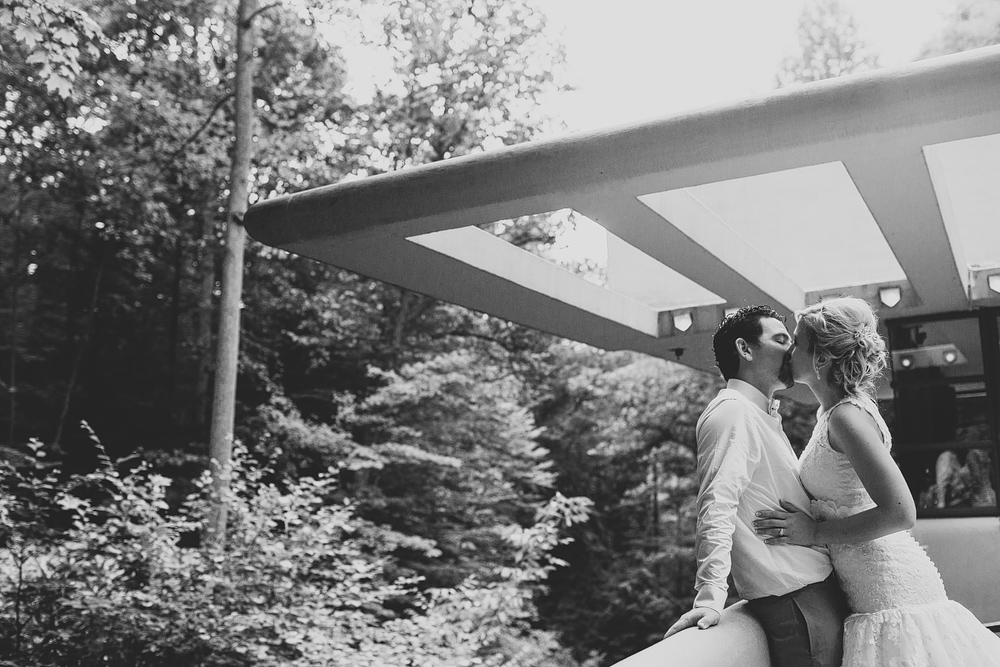 Pittsburgh-Wedding-Photographer-Jennifer-Josh-Wedding039
