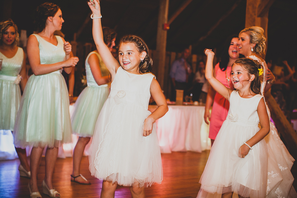 Pittsburgh-Wedding-Photographer-Jennifer-Josh-Wedding055
