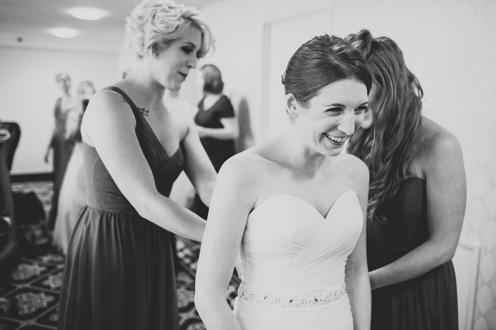 Pittsburgh-Wedding-Photographer-Megan-Matthew-Wedding030
