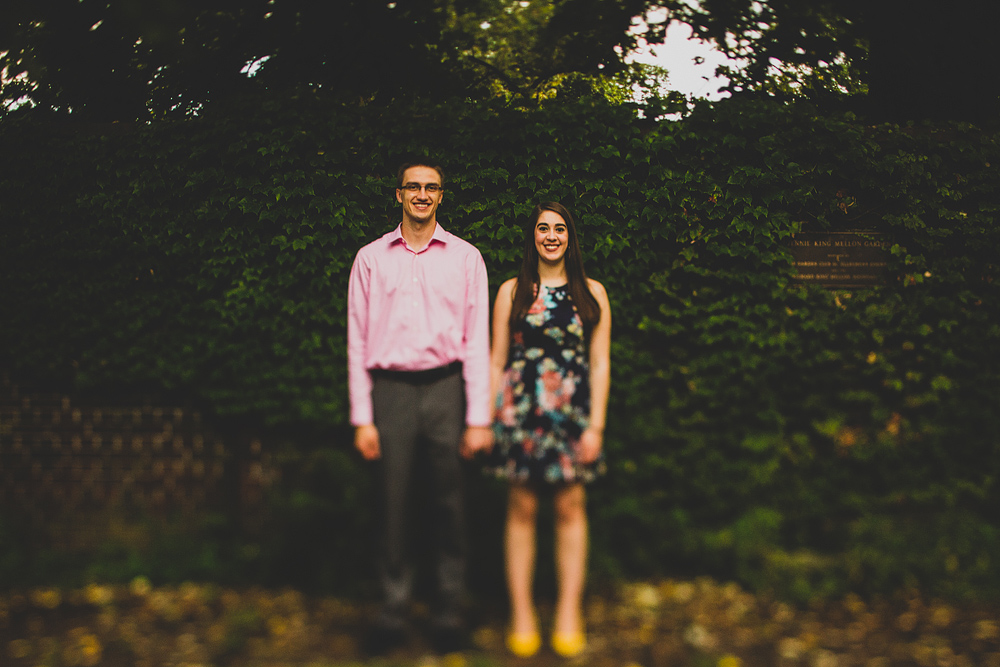 Pittsburgh-Wedding-Photographer-Stephanie-Matthew-Engagement027