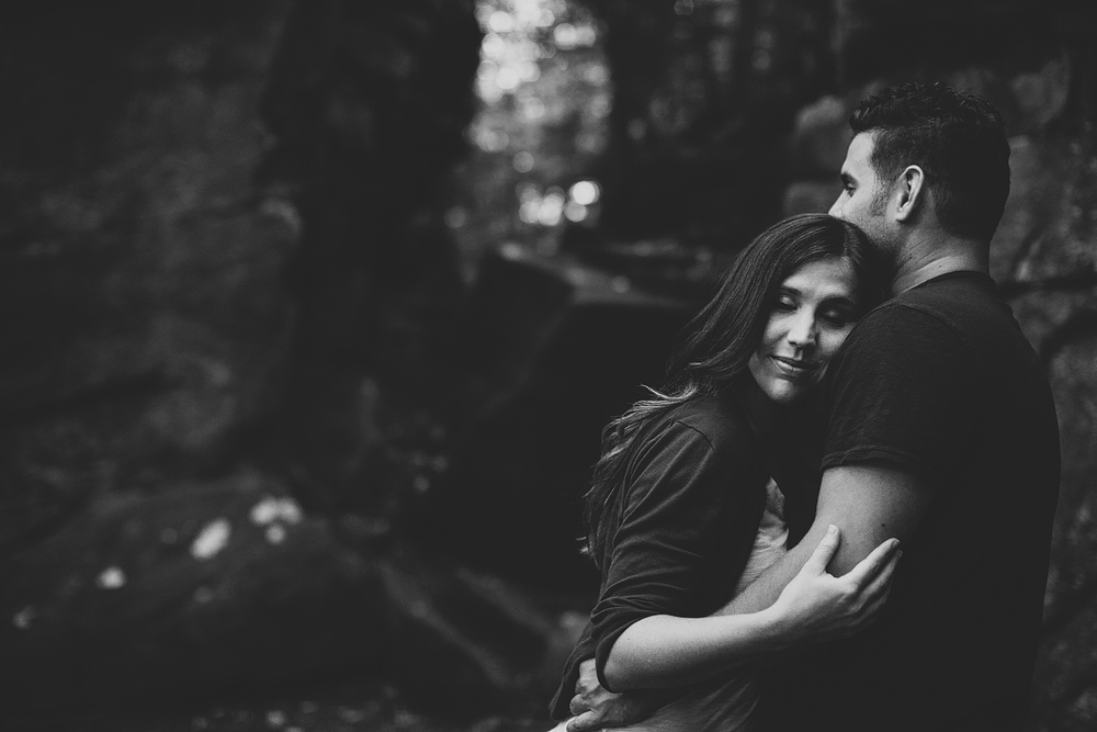 Pittsburgh-Wedding-Photographer-Christy-Zig-Engagement016