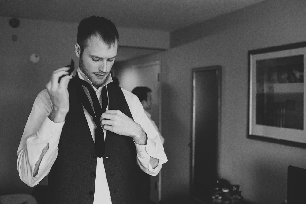 Pittsburgh-Wedding-Photographer-Shayne-Brad-Wedding017