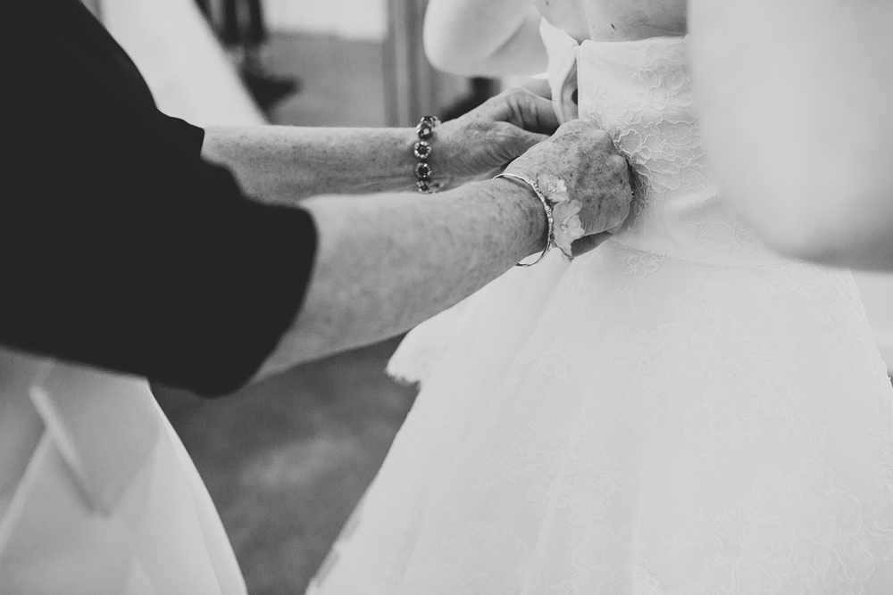 Pittsburgh-Wedding-Photographer-Shayne-Brad-Wedding042
