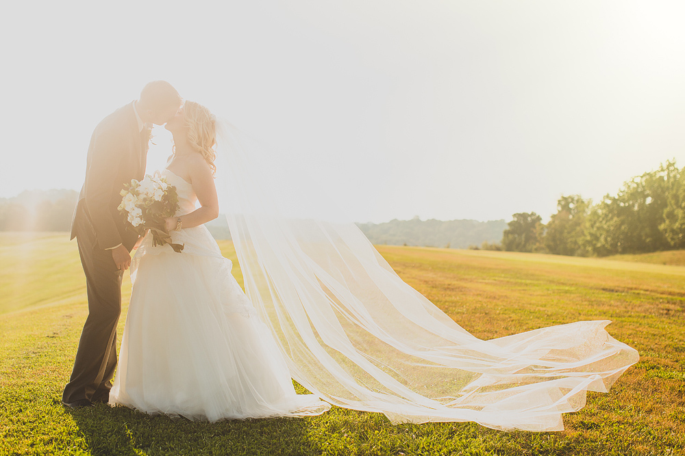 Pittsburgh-Wedding-Photographer-Shayne-Brad-Wedding096