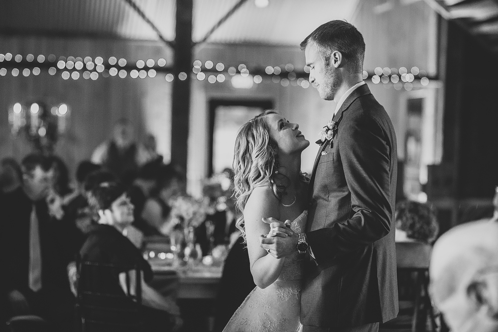 Pittsburgh-Wedding-Photographer-Shayne-Brad-Wedding131