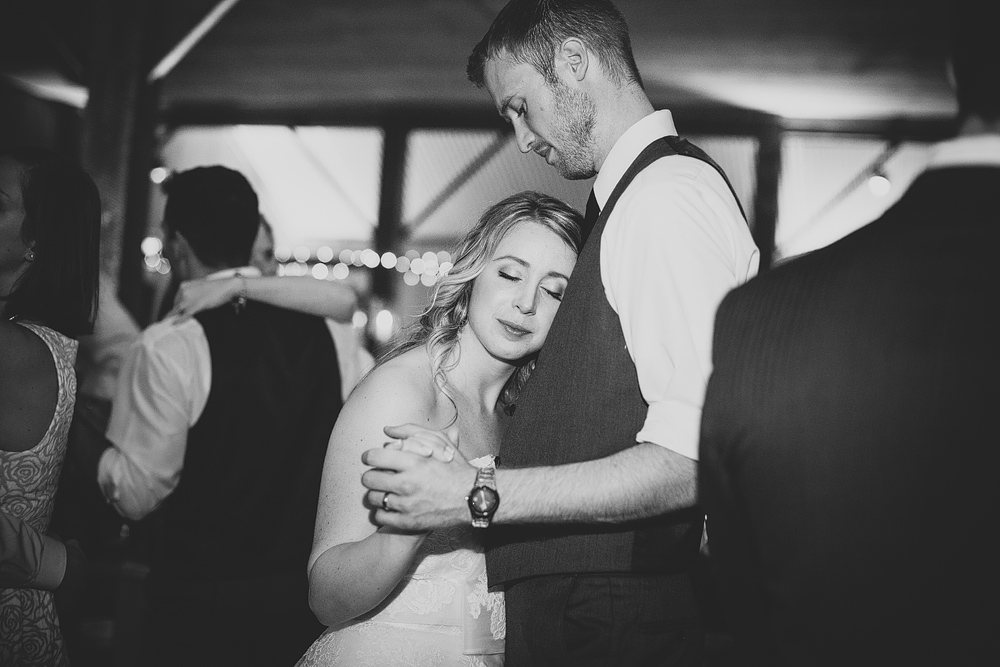 Pittsburgh-Wedding-Photographer-Shayne-Brad-Wedding178