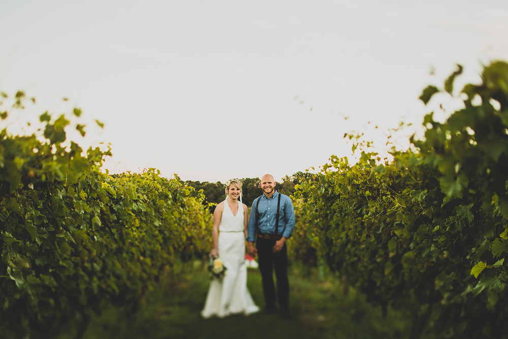 Pittsburgh-Wedding-Photographer-Thistlethwaite Vineyards