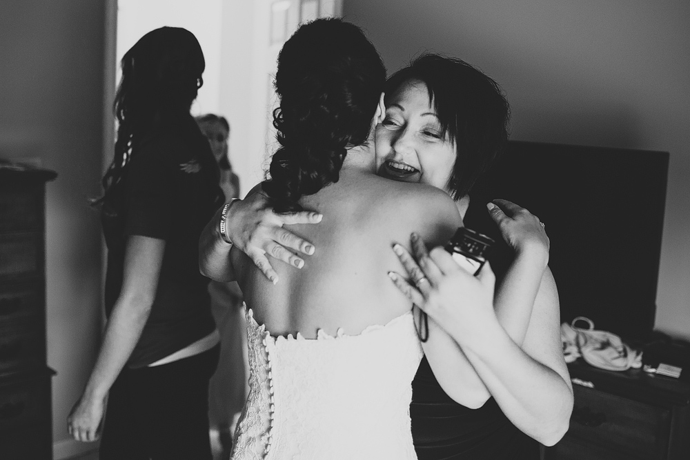 Pittsburgh-Wedding-Photographer-erin-todd-wedding029