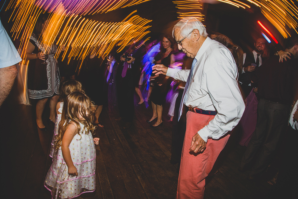 Pittsburgh-Wedding-Photographer-erin-todd-wedding089
