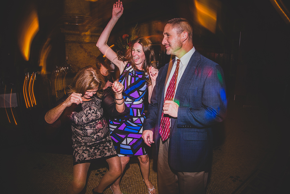 Pittsburgh-Wedding-Photographer-Amanda-Joe-Wedding112