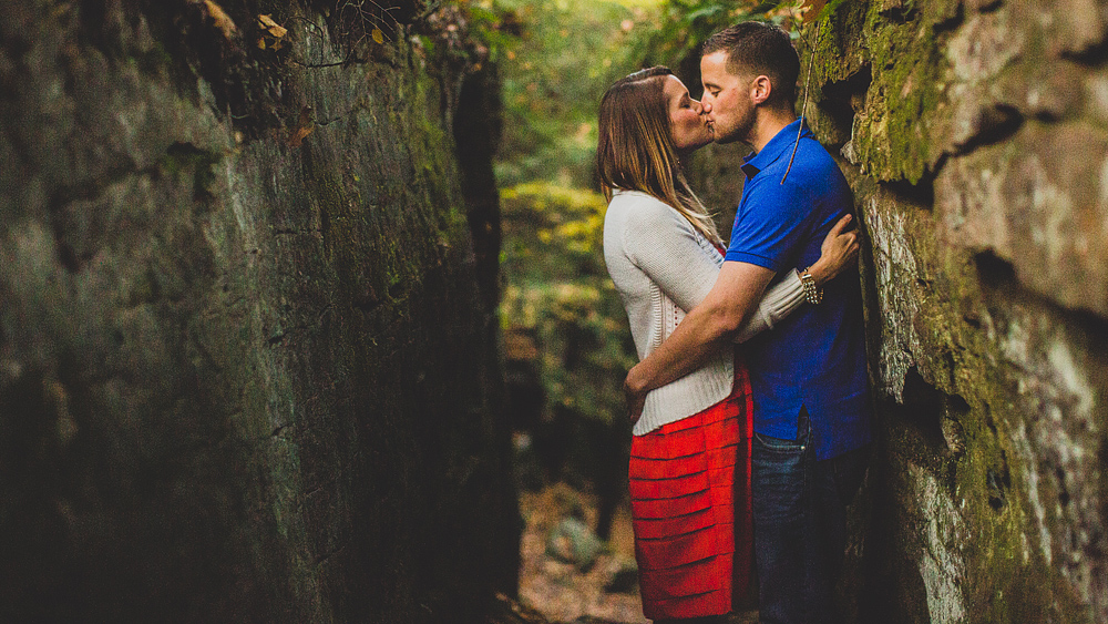 Pittsburgh-Wedding-Photographer-Ashley-Jeremy-Engagement011