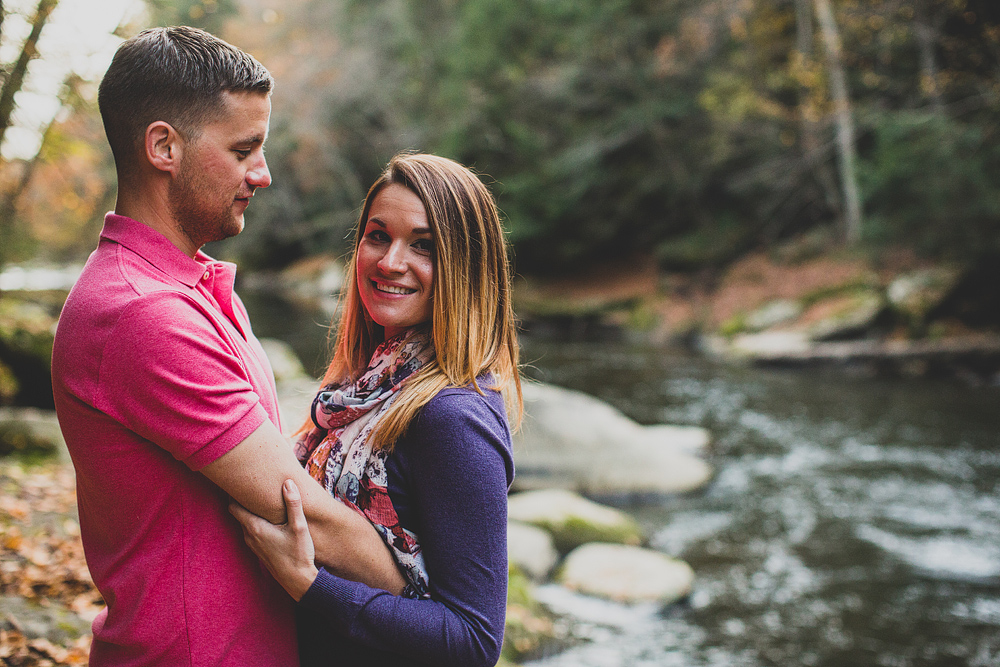 Pittsburgh-Wedding-Photographer-Ashley-Jeremy-Engagement027