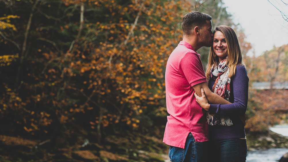 Pittsburgh-Wedding-Photographer-Ashley-Jeremy-Engagement030