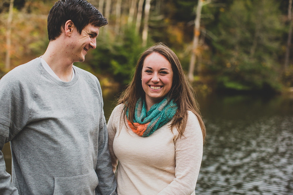 Pittsburgh-Wedding-Photographer-Danielle-Adam-Engagement002
