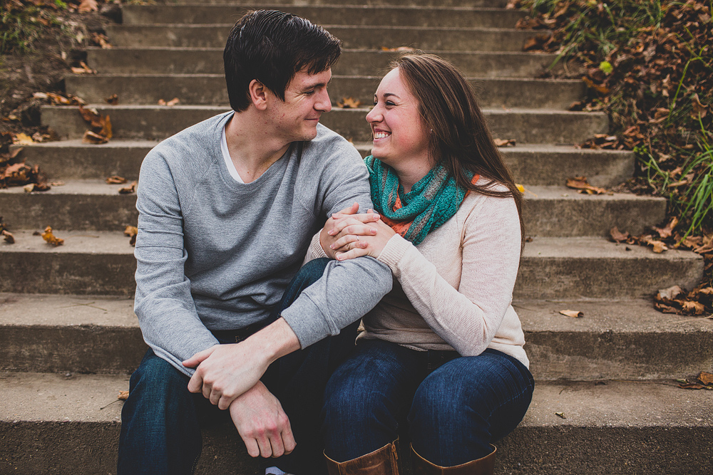 Pittsburgh-Wedding-Photographer-Danielle-Adam-Engagement003