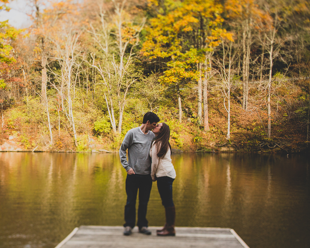Pittsburgh-Wedding-Photographer-Danielle-Adam-Engagement004