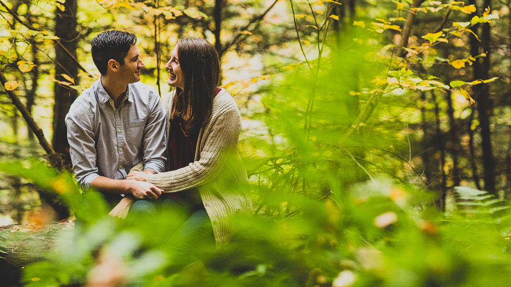 Pittsburgh-Wedding-Photographer-Maddie-Justin-Engagement016