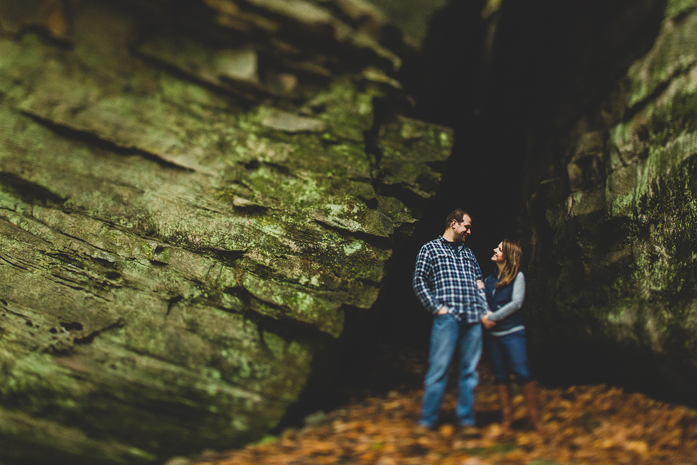 Pittsburgh-Wedding-Photographer-Marissa-Eddie-Engagement014